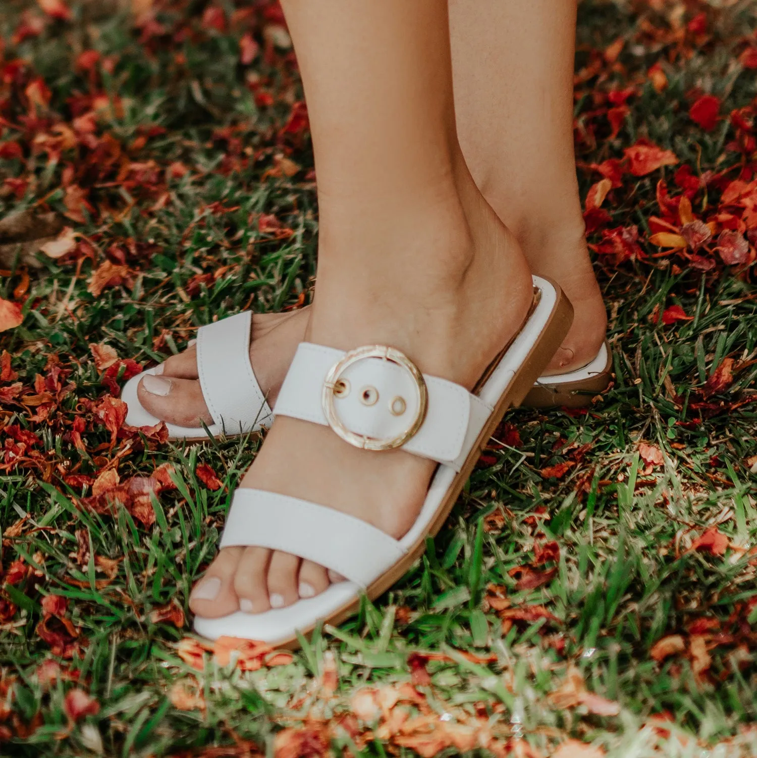 5077 Sandalia Mara