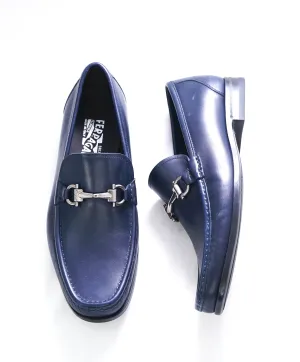 $850 SALVATORE FERRAGAMO -  "GAMES" Navy Blue Leather Gancini Loafer- 8 EEE