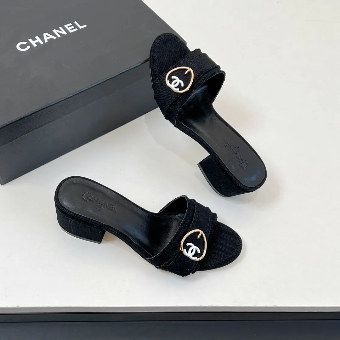 Black Sandals Mule Chic In Canvas 149439 Fabric Instant help CHANEL