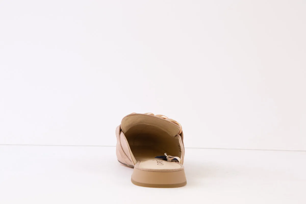 CAPRICE - 27104-317 FLAT MULE WITH CHAIN DETAIL - BEIGE