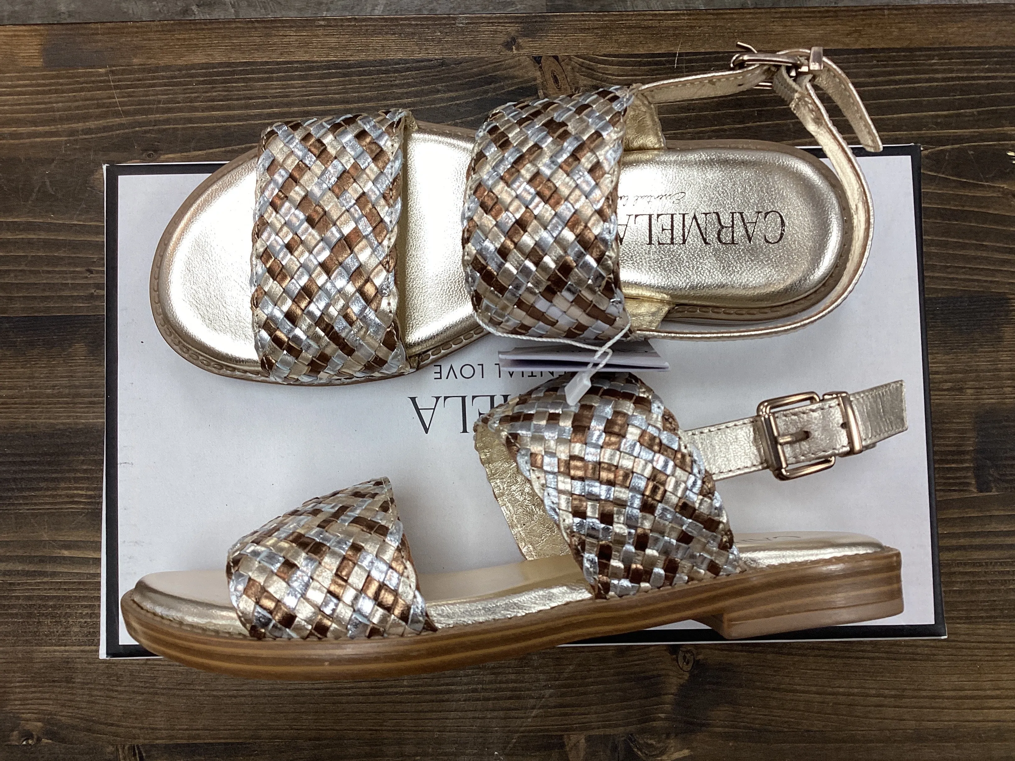 Carmela 162197 S. Pixel Oro Metalic strap Sandal