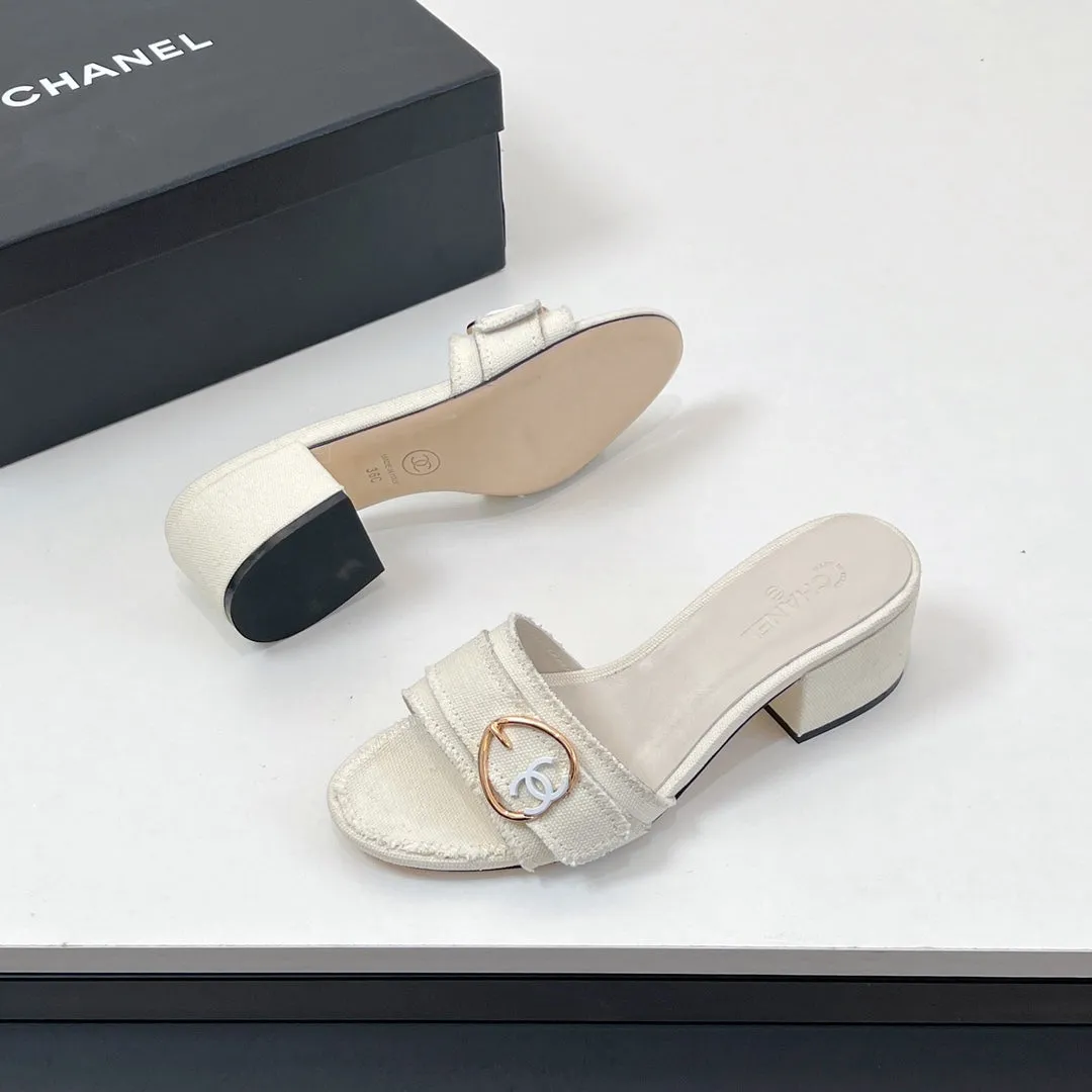 Certified Canvas Fabric Mule White Sandals 149437 CHANEL In Bluetooth-enabled