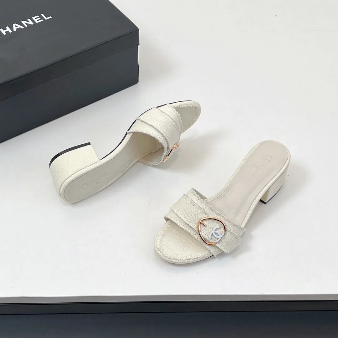 Certified Canvas Fabric Mule White Sandals 149437 CHANEL In Bluetooth-enabled
