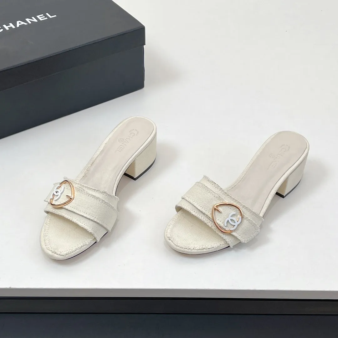 Certified Canvas Fabric Mule White Sandals 149437 CHANEL In Bluetooth-enabled