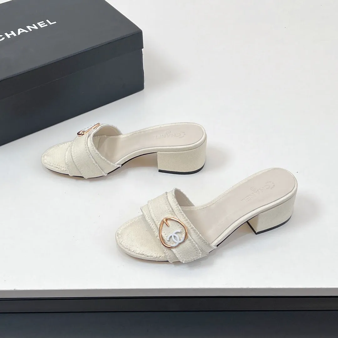Certified Canvas Fabric Mule White Sandals 149437 CHANEL In Bluetooth-enabled