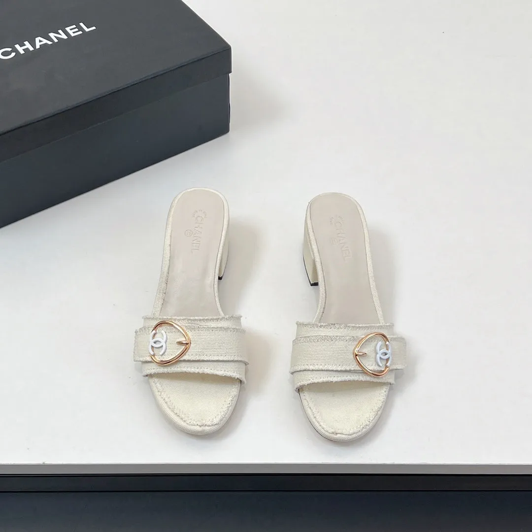 Certified Canvas Fabric Mule White Sandals 149437 CHANEL In Bluetooth-enabled
