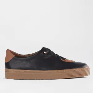 Elasticated lace-up Sneaker with Removable Footbed in Black/Tobacco - 12843