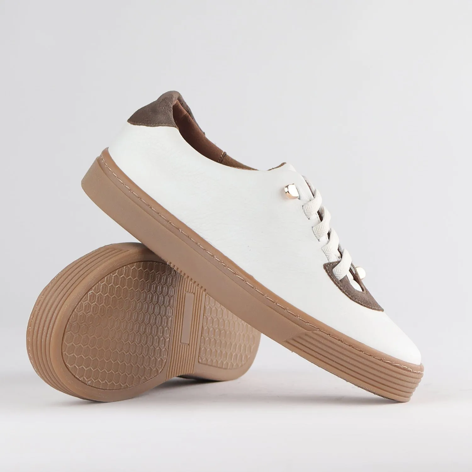 Elasticated lace-up Sneaker with Removable Footbed in White Multi - 12843