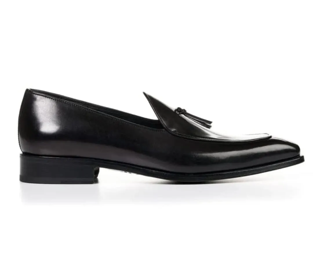 Handmade Black Leather Tasseled Moccasins for Men
