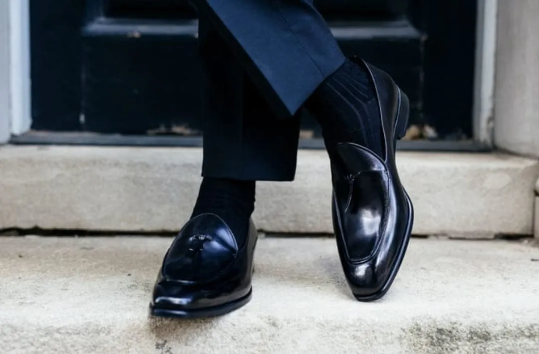 Handmade Black Leather Tasseled Moccasins for Men