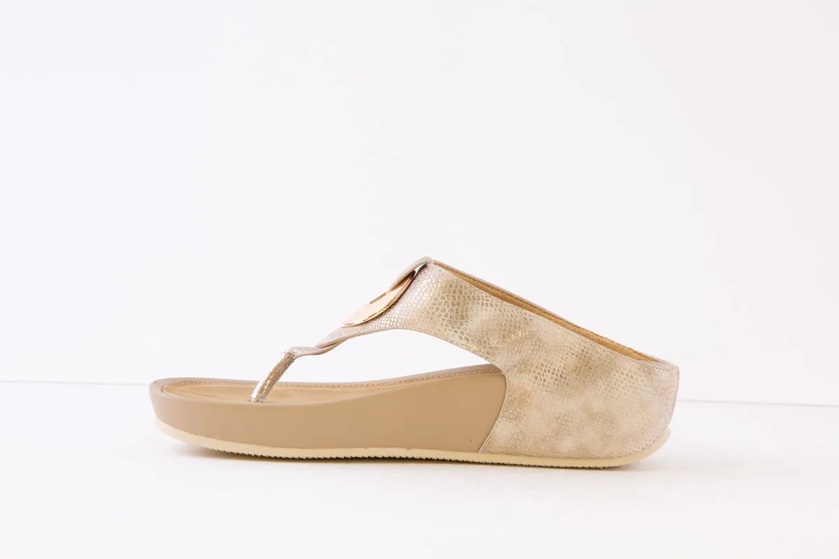 HEAVENLY FEET - CHARM TOE-POST FASHION MULE - GOLD