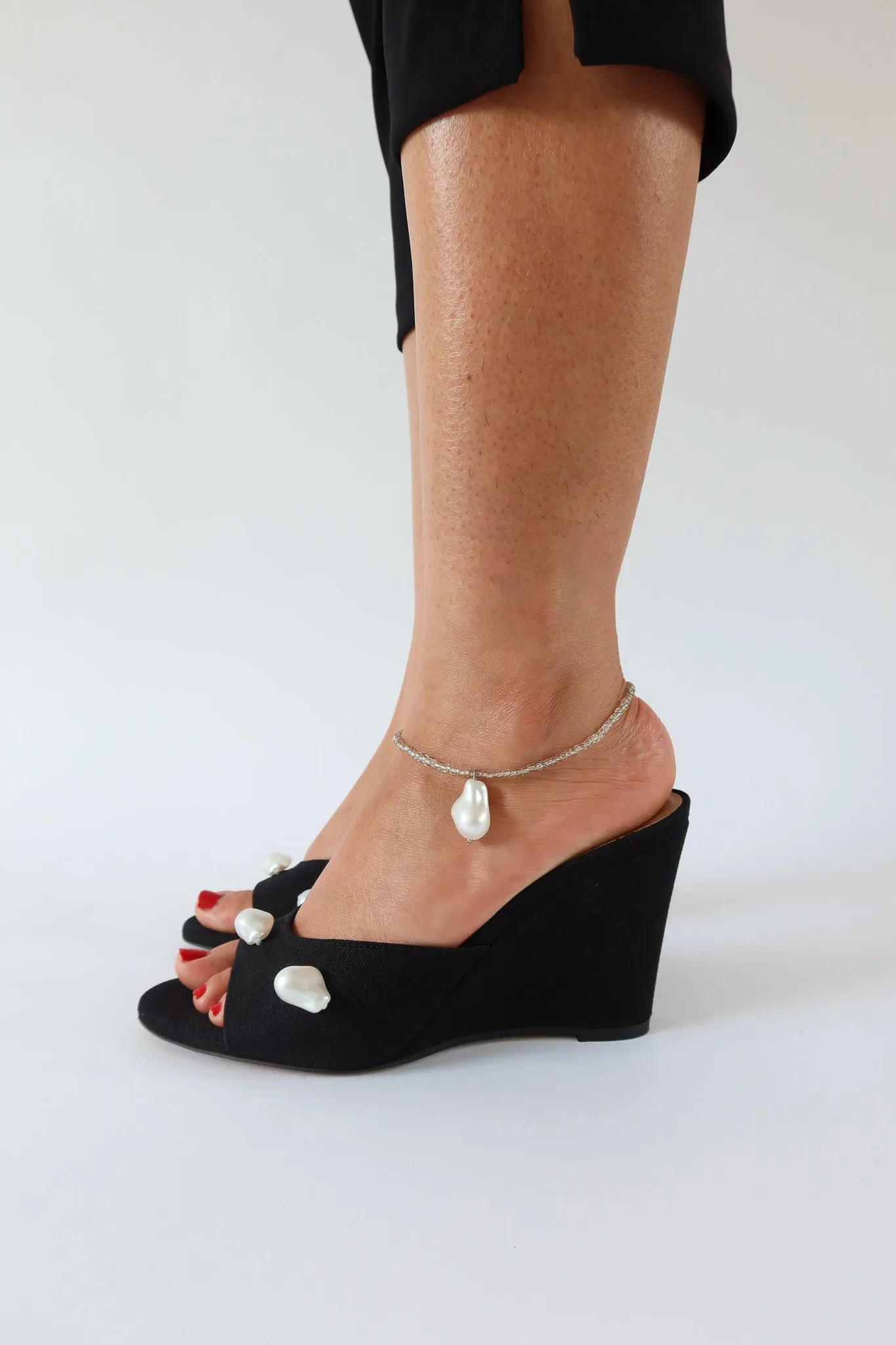 kourtney black canvas wedge