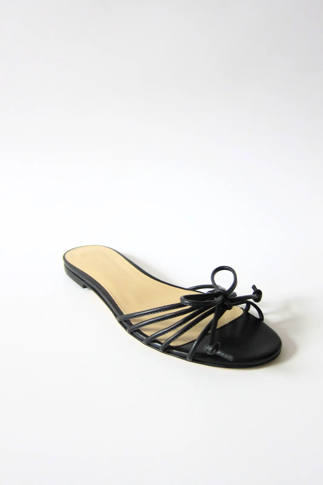 macky black flat sandal