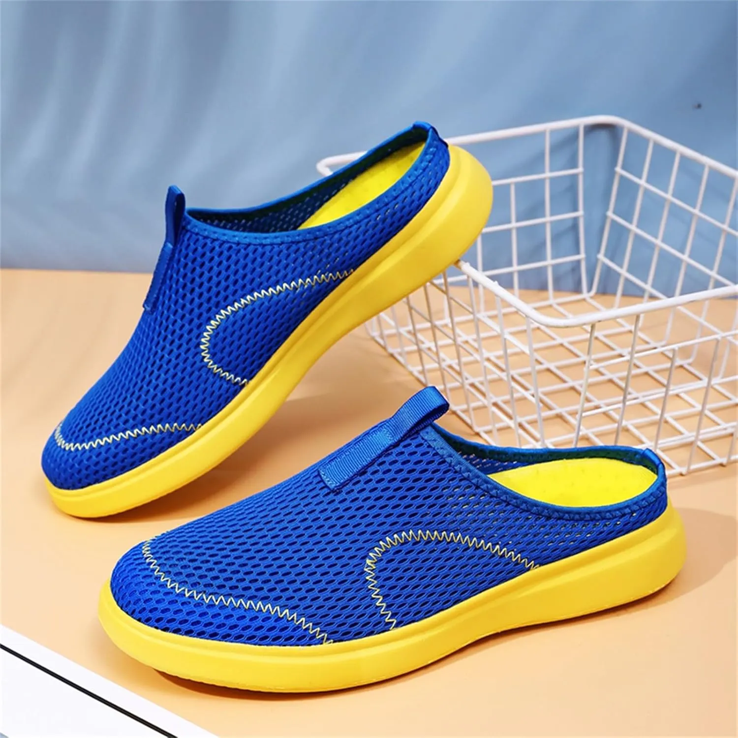 Men's Slip Shoes Fashion Summer Men Casual Shoes Breathable Mesh Shallow Wear Lightweight Casual Half Slippers