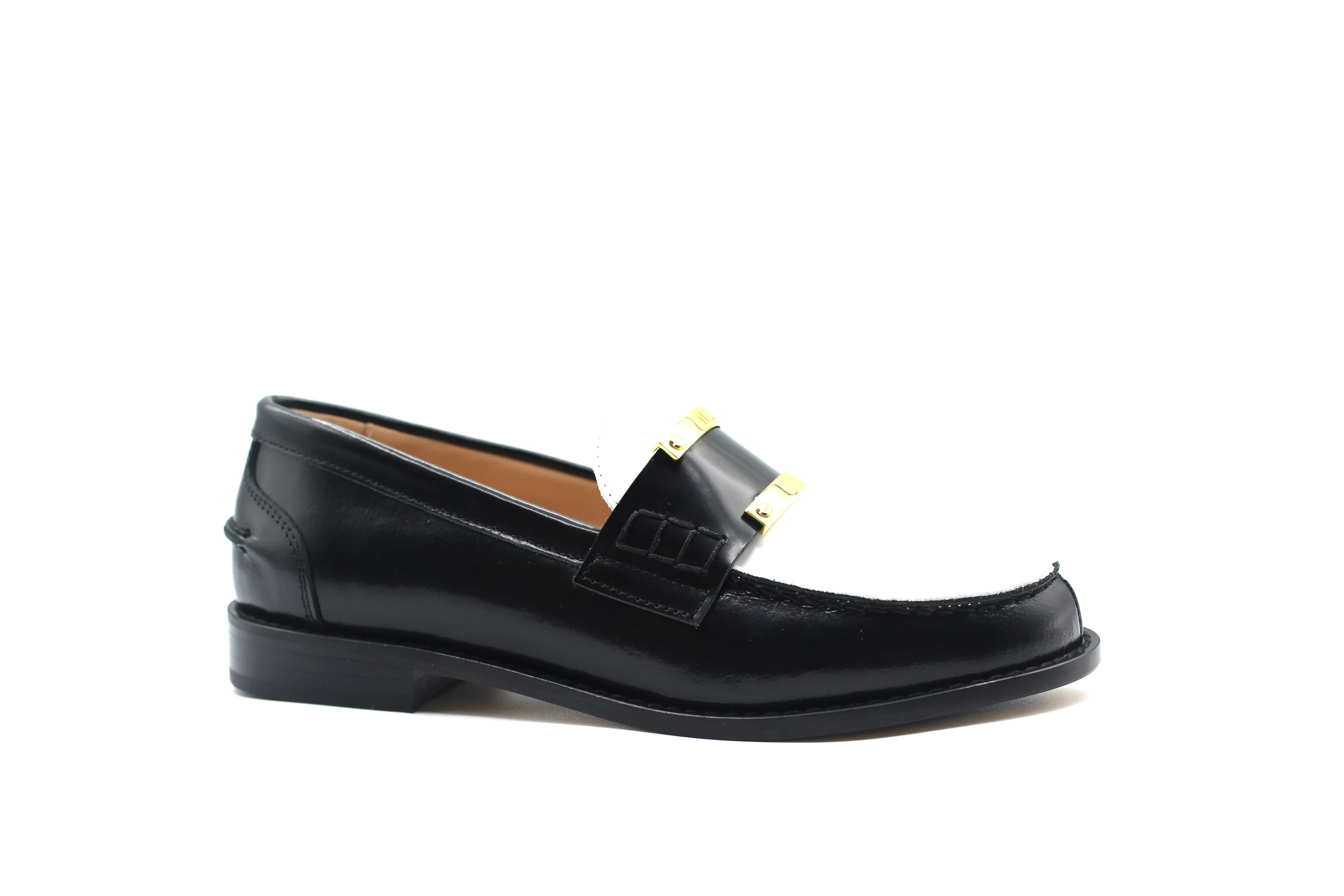 N°21 Classy Buckle Loafer