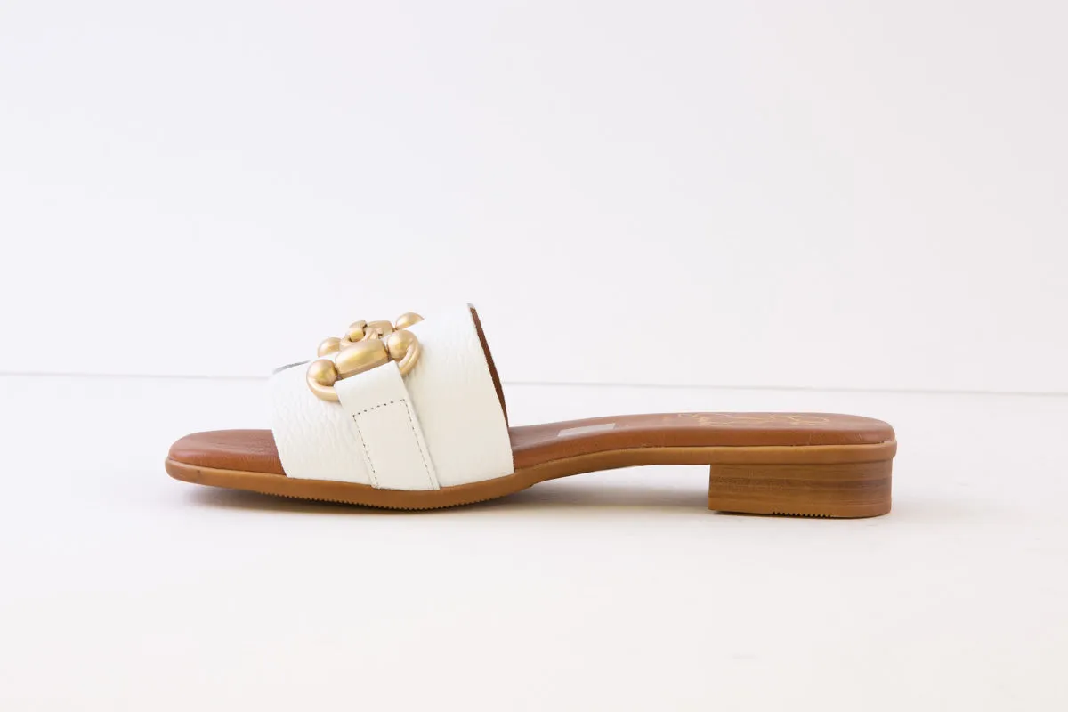 OH MY SANDALS - 5164 FLAT FASHION MULE - WHITE
