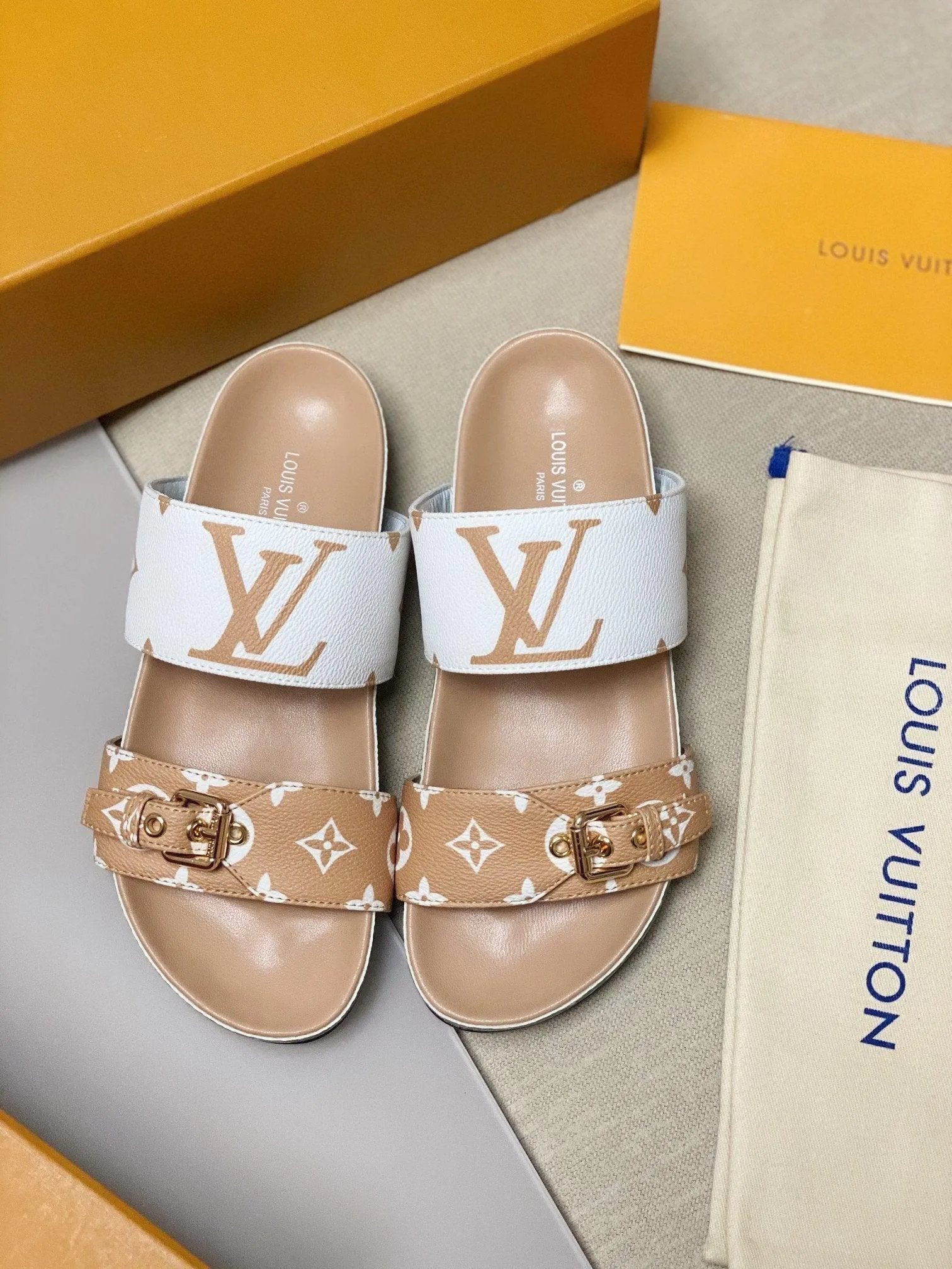 Powerful Vuitton Bom Slides Sandals Adjustable Mule dia Louis