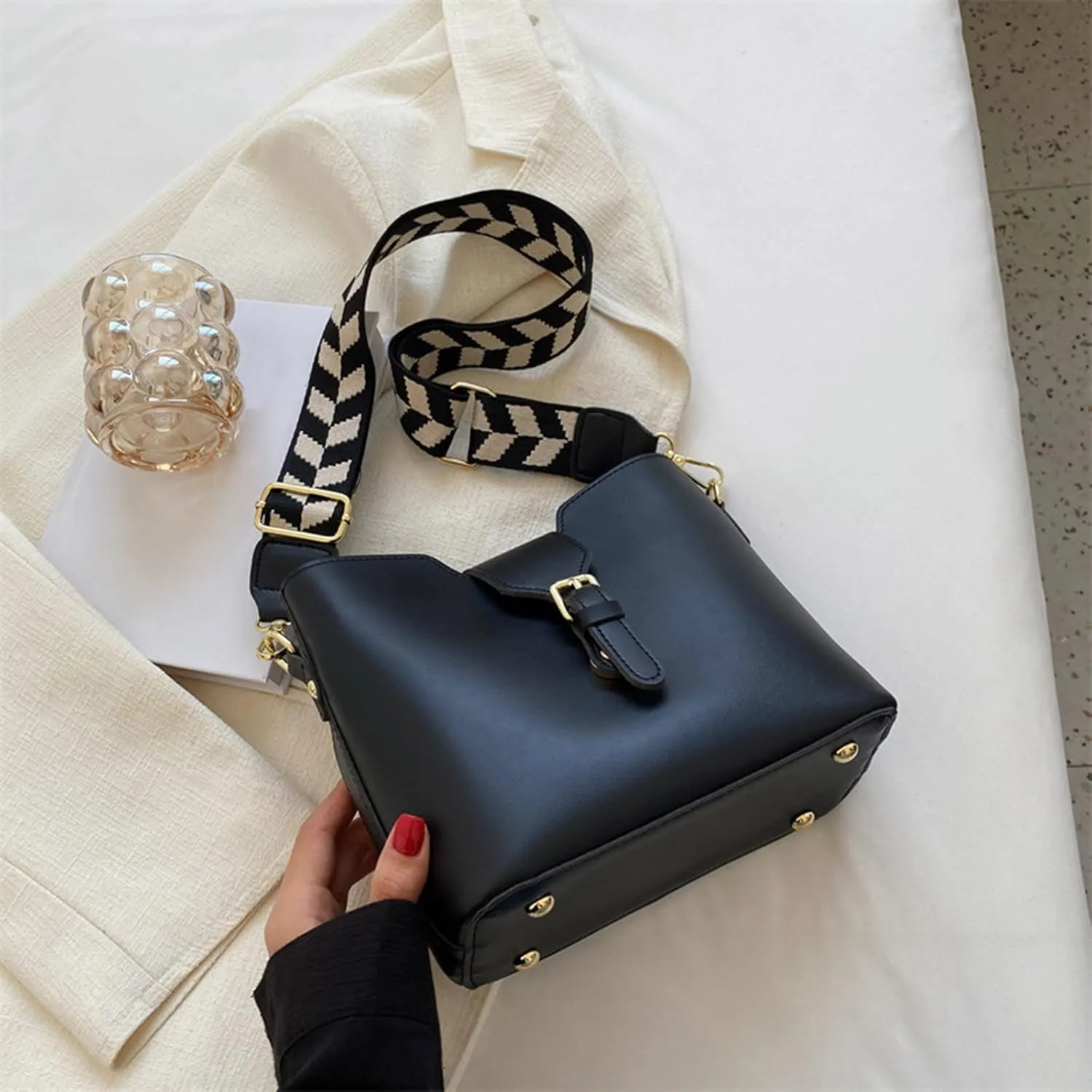 Purses for Women Crossbody Anti Theft Fashion Cotton Canvas Handbags Tote Purses Trendy Clutch Saddle Bag(Black)
