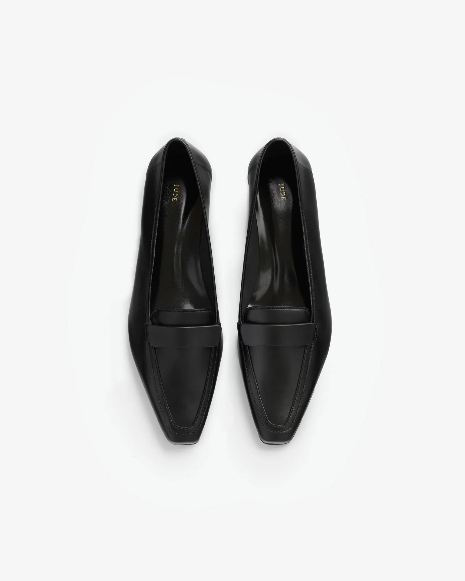 Salon Loafer in Black Leather