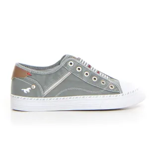 Sneaker slip on