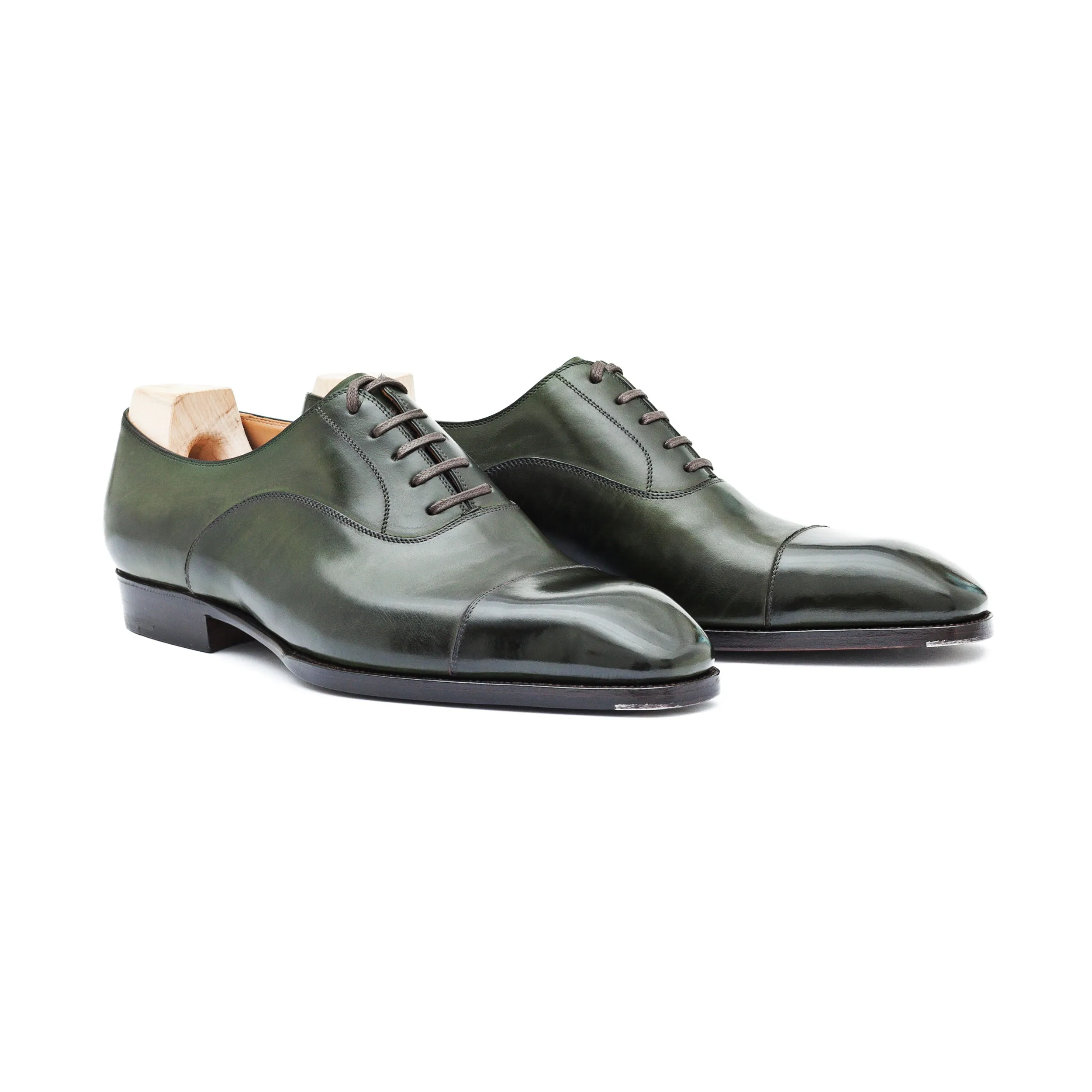 Straight toe cap Oxford with elegant double seam