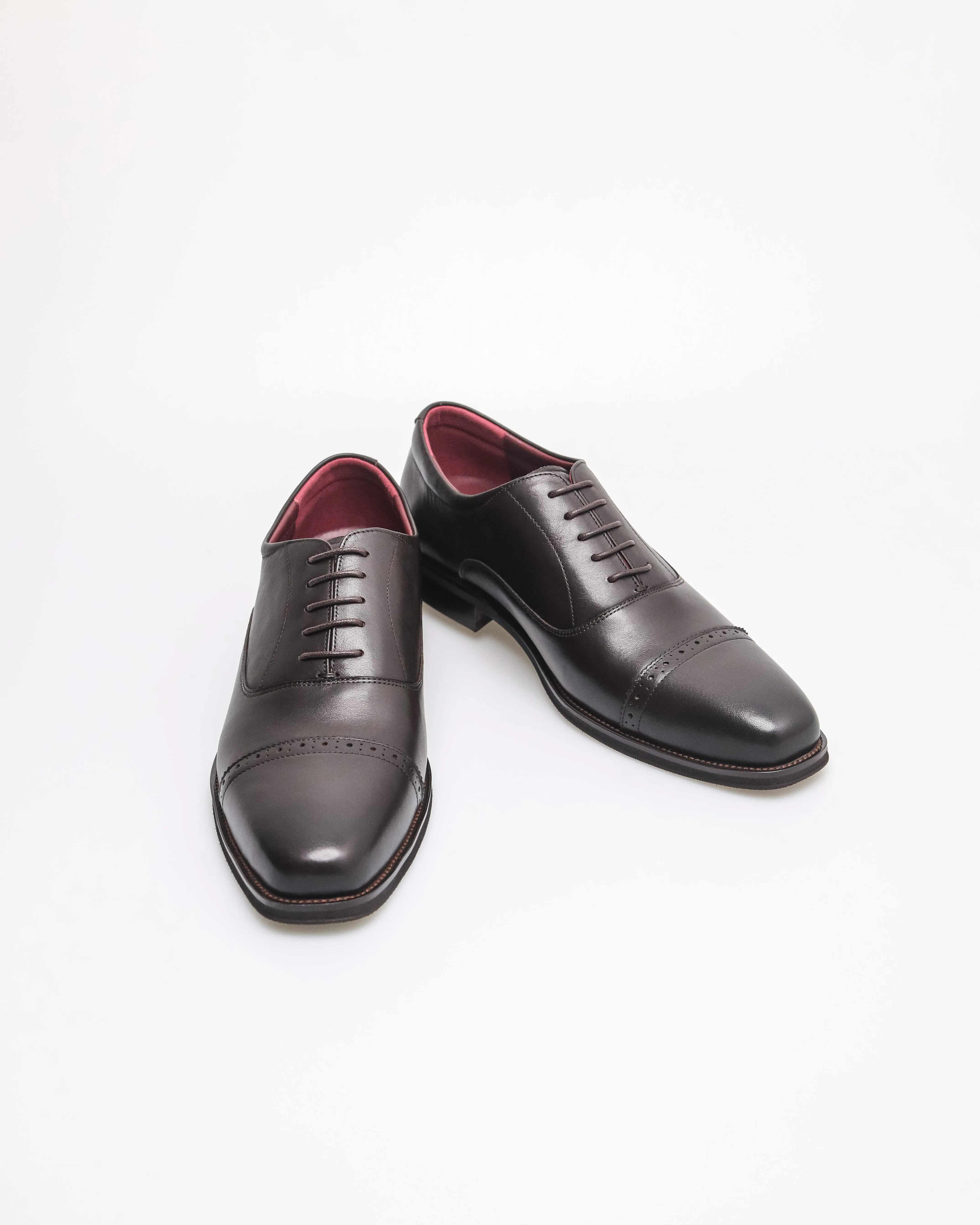 Tomaz HF105 Men's Perforated Cap Toe Oxford