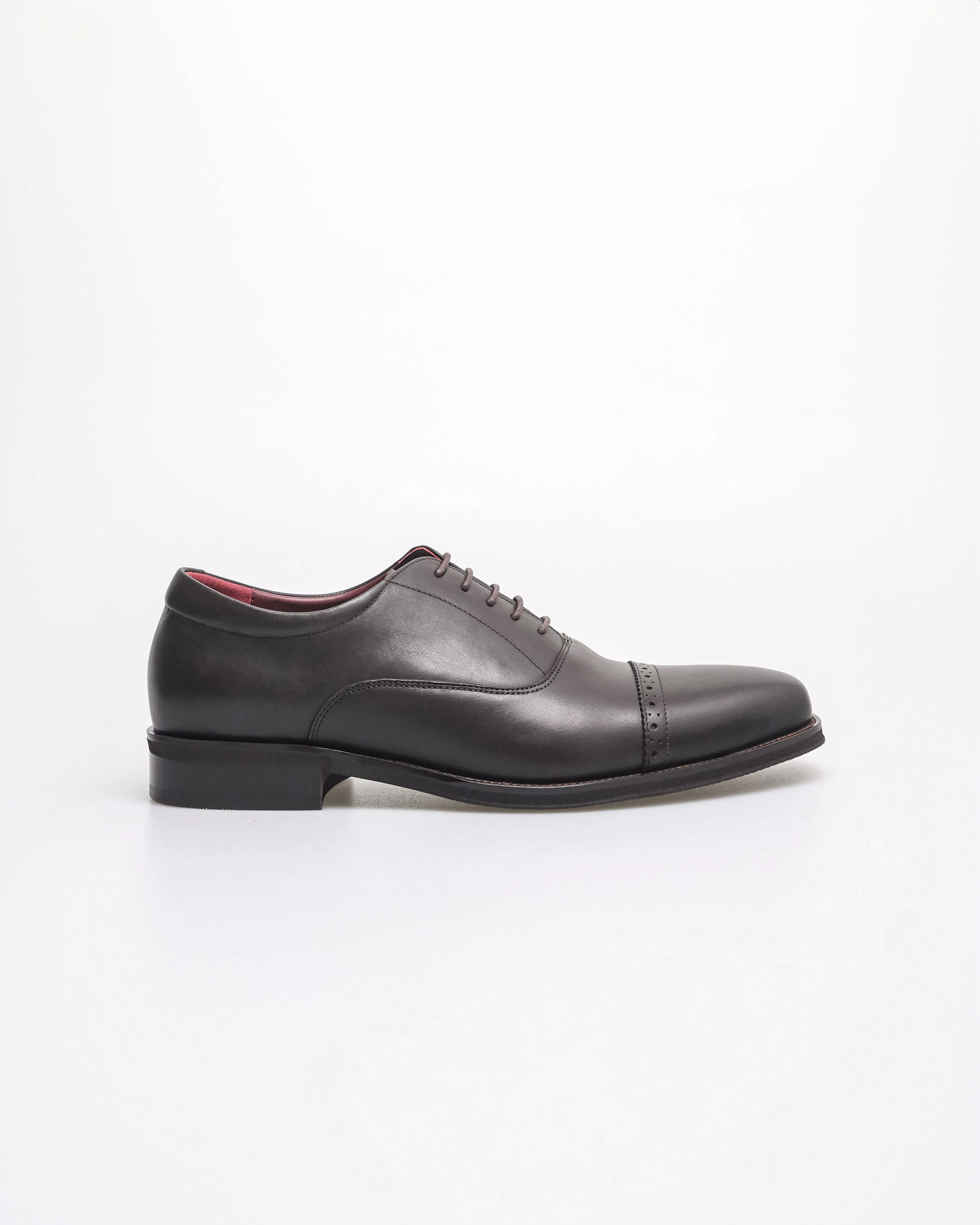 Tomaz HF105 Men's Perforated Cap Toe Oxford