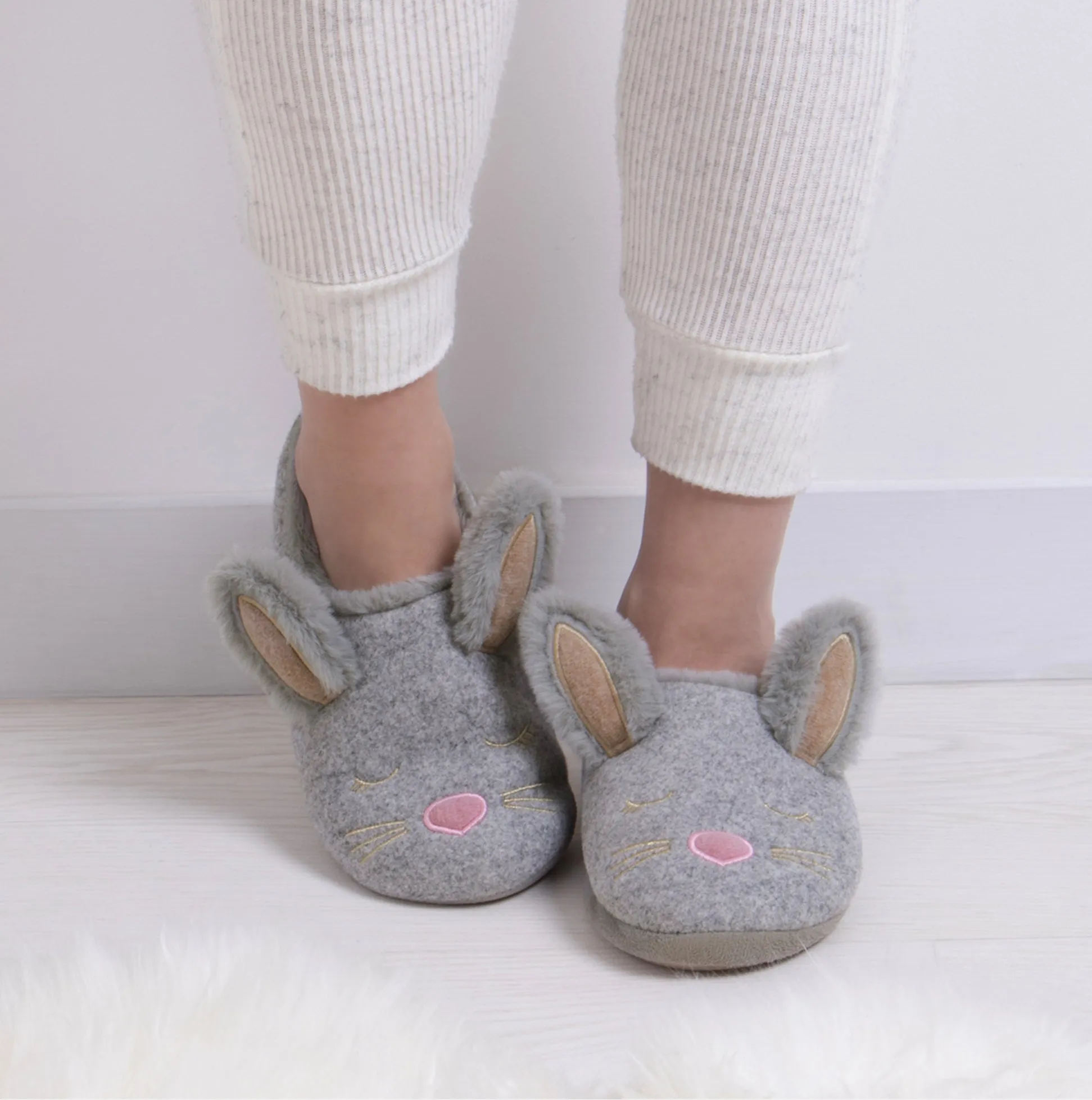 Totes Toasties NOVELTY BUNNY Mule Slippers Womens Grey