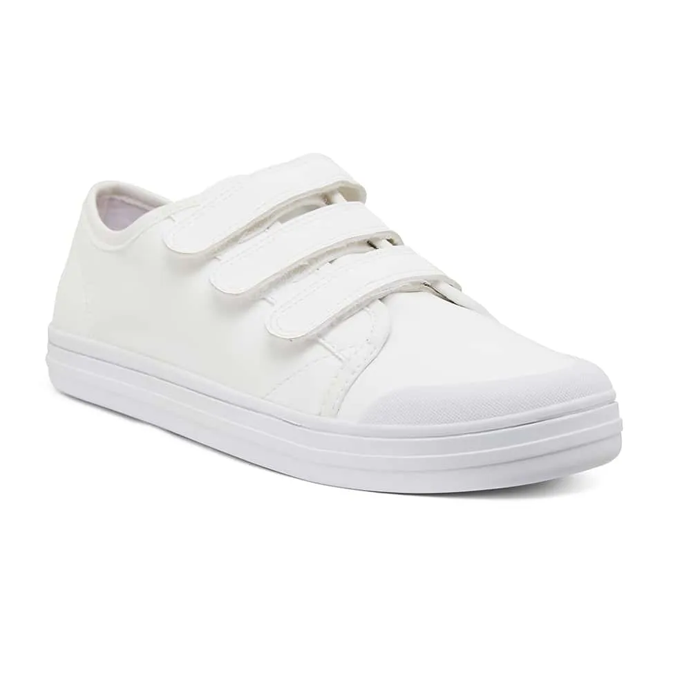 Veda Sneaker in White Smooth