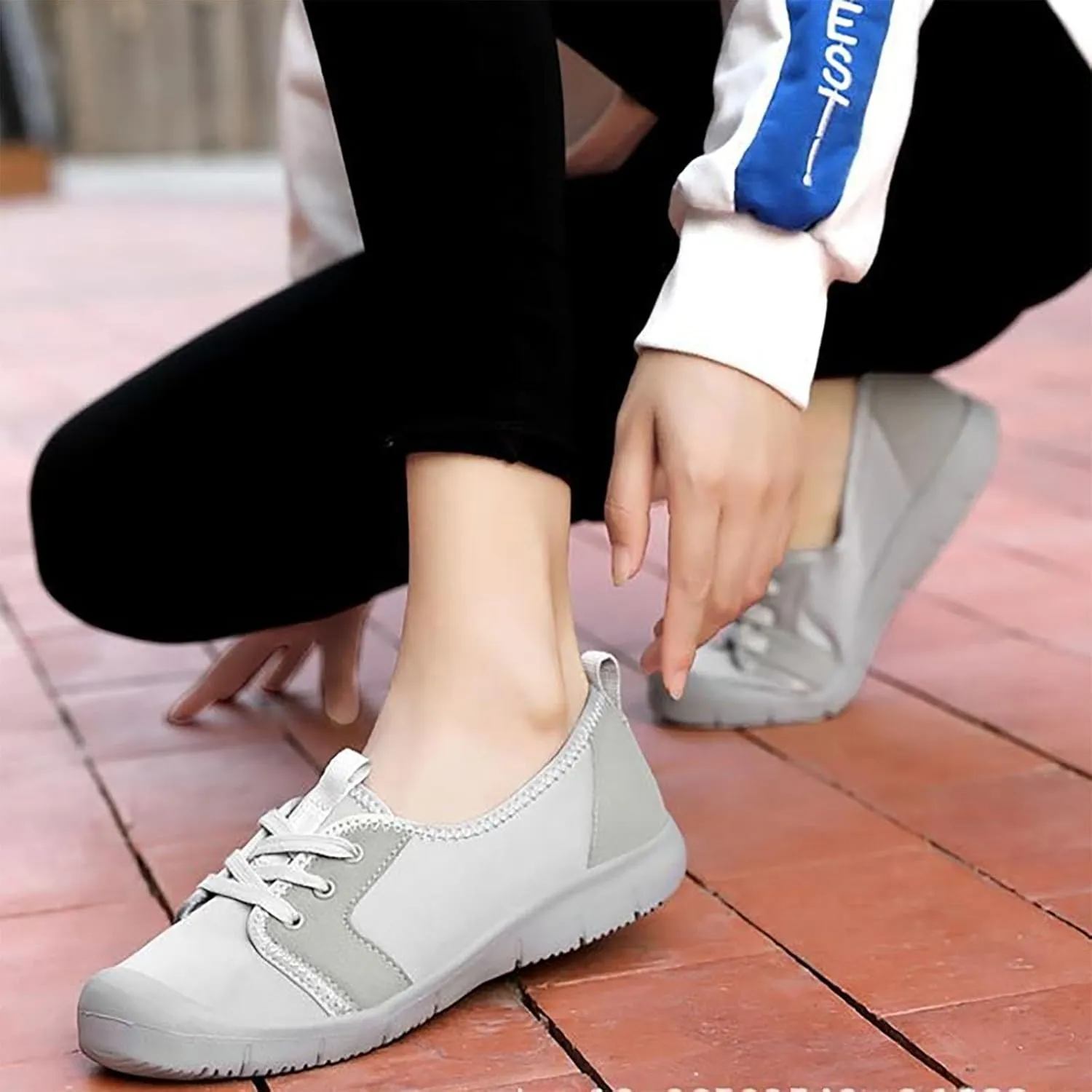 Women Comfortable Slip On Shoes Casual Walking Sneakers Lightweight Canvas Flats Non Slip Breathable Loafers