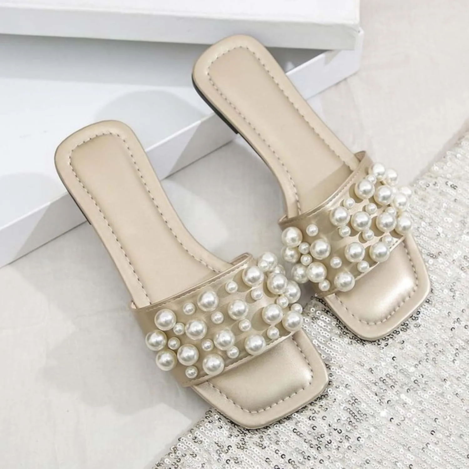 Women's Dressy Flat Sandals Women Slippers Fashionable Summer New Pattern Pearl Decoration Large Flat Beach Shoes