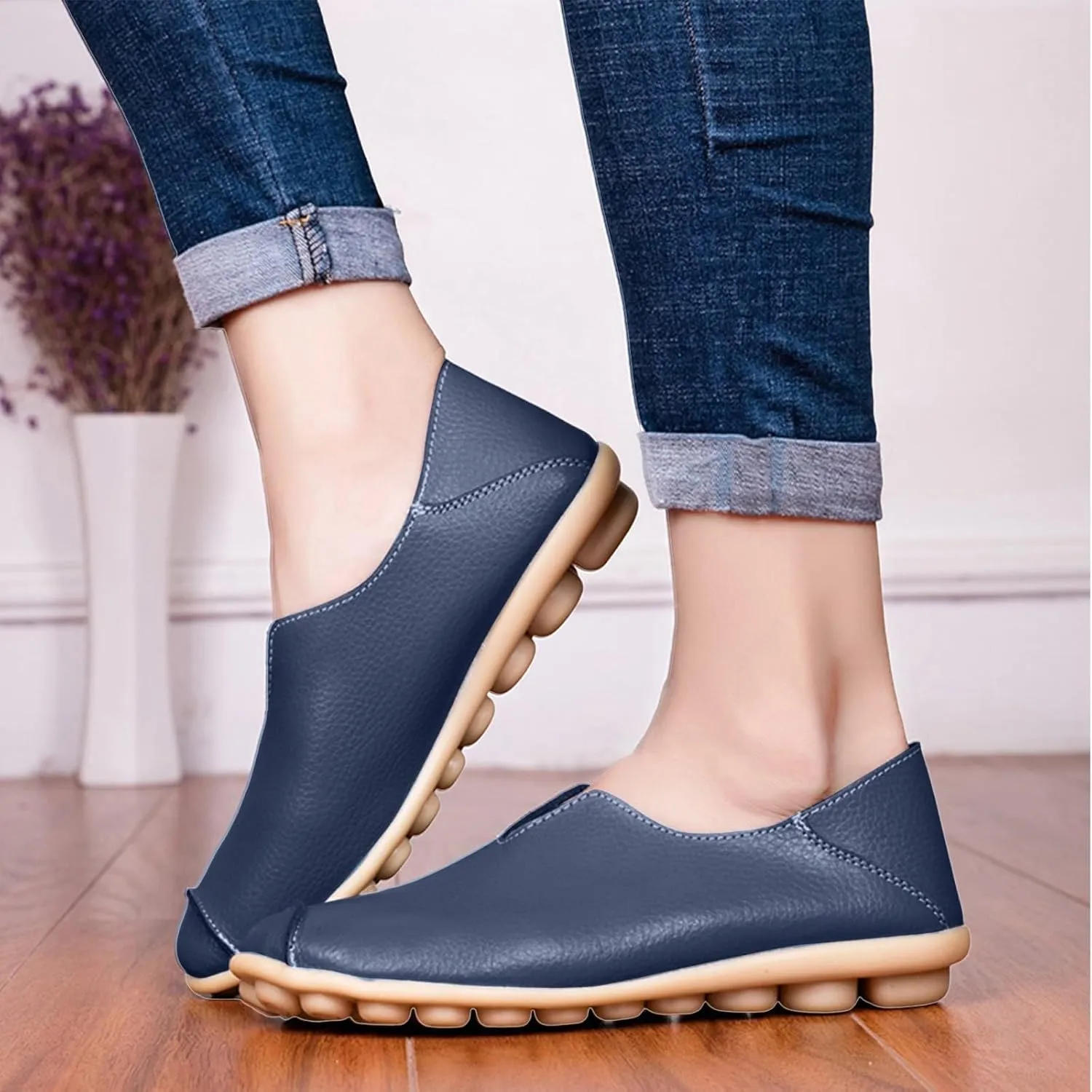 Womens Leather Shoes Casual Dressy Comfortable Loafers Summer Slip On Walking Driving Flats Lightweight Work Shoes 2025 Fashion