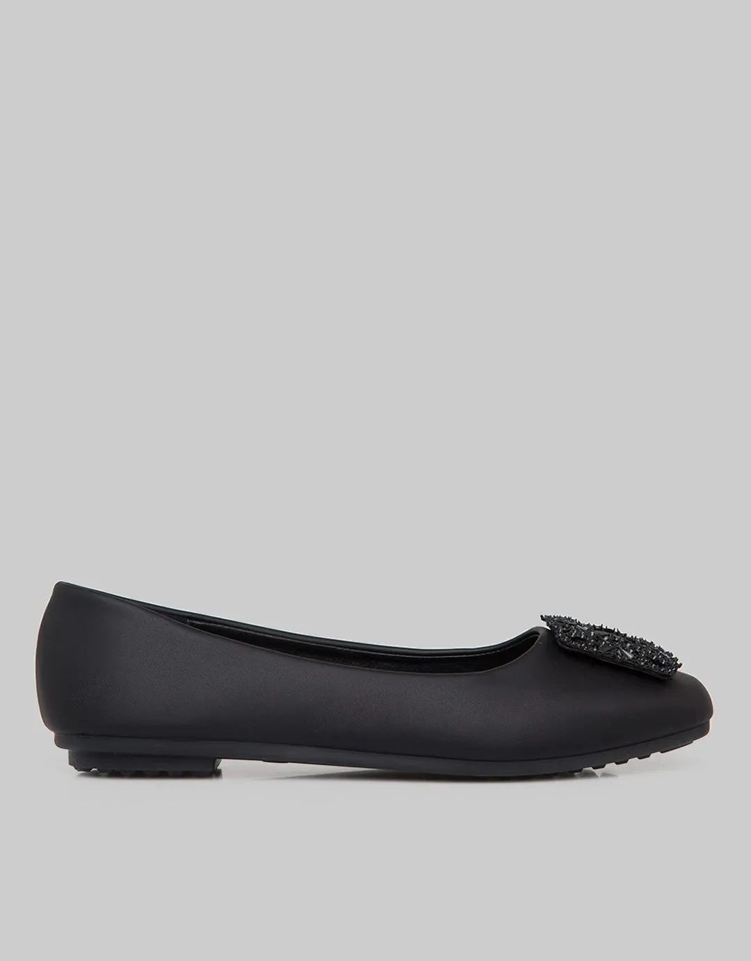 Yongki Komaladi Flat Shoes