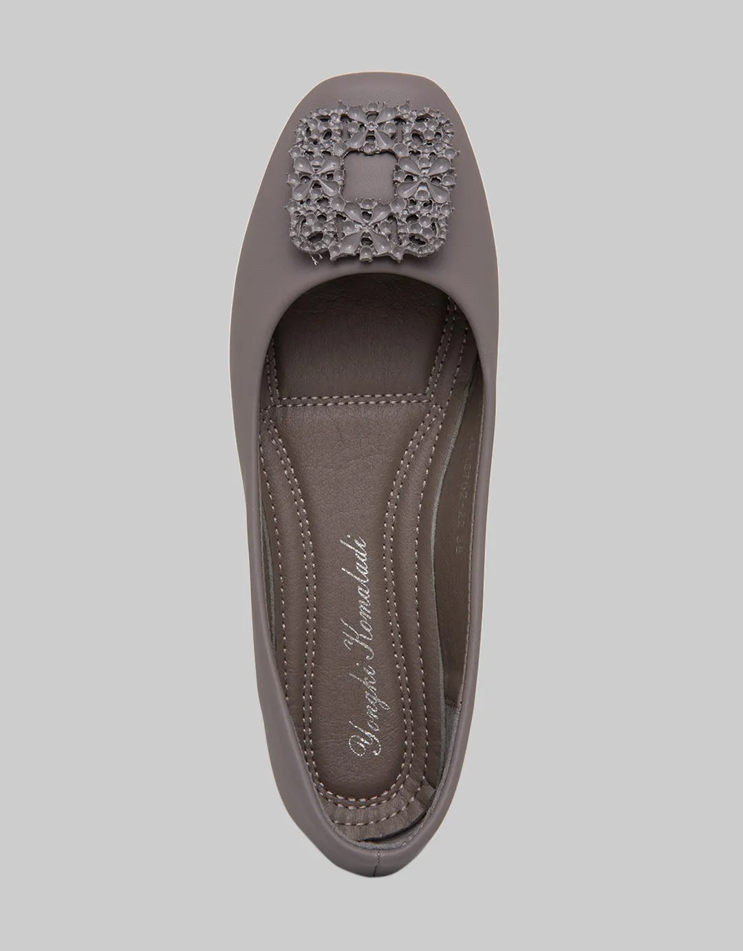 Yongki Komaladi Flat Shoes